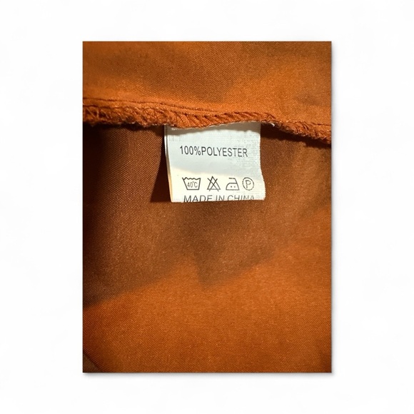 Chic Terracotta Textured Midi Dress - Picture 3 of 6